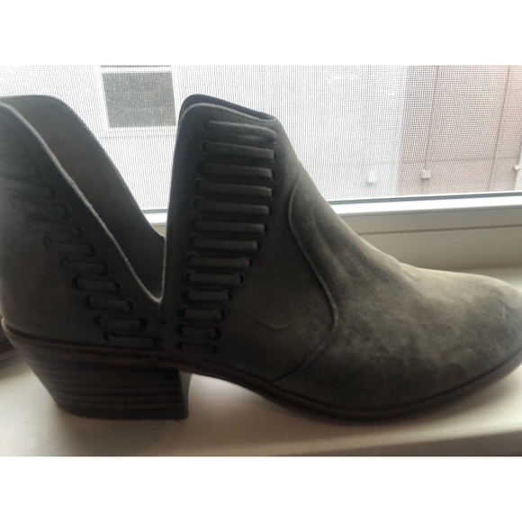Vince Camuto Pevista Booties - Picture 3 of 3